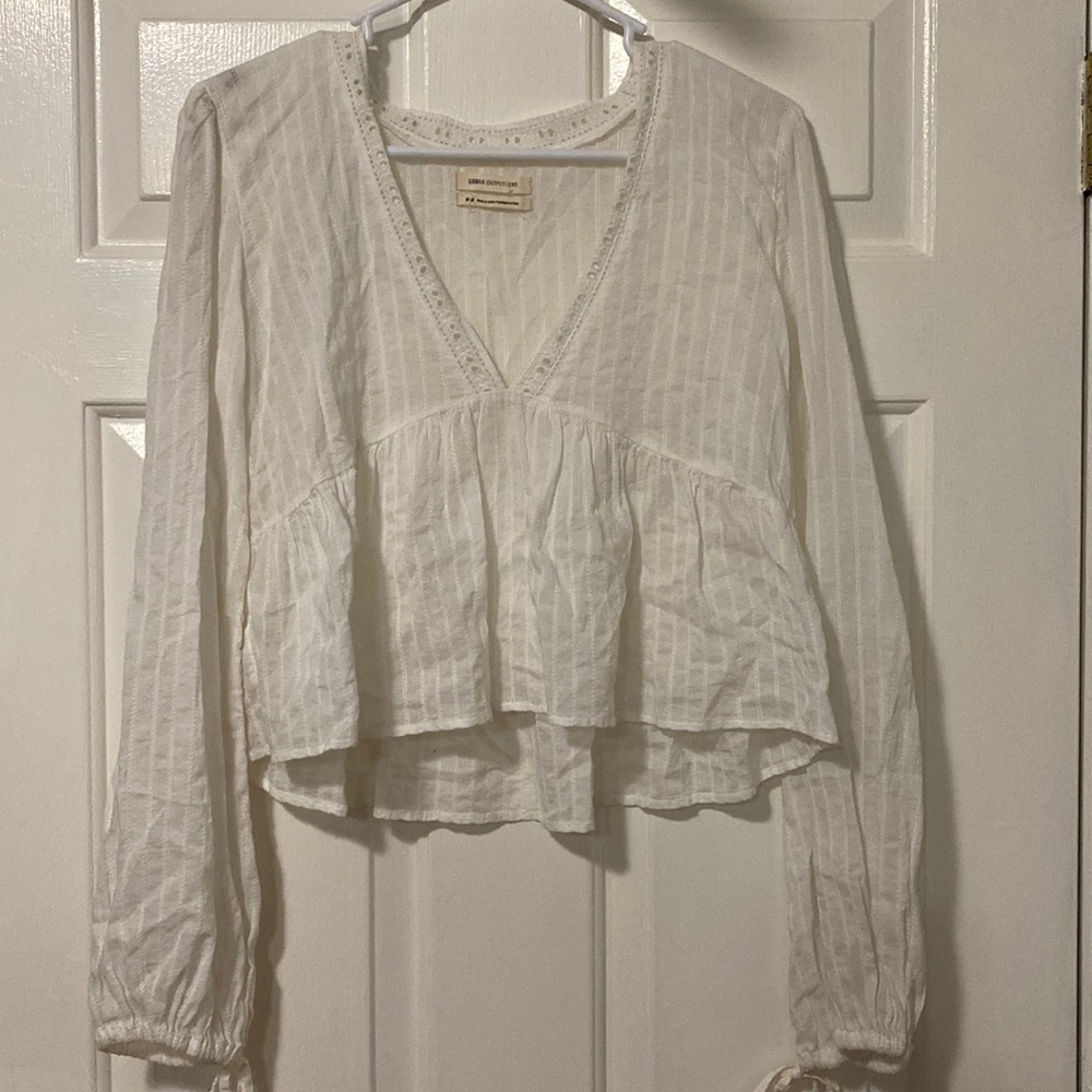 White urban outfitters long sleeve top